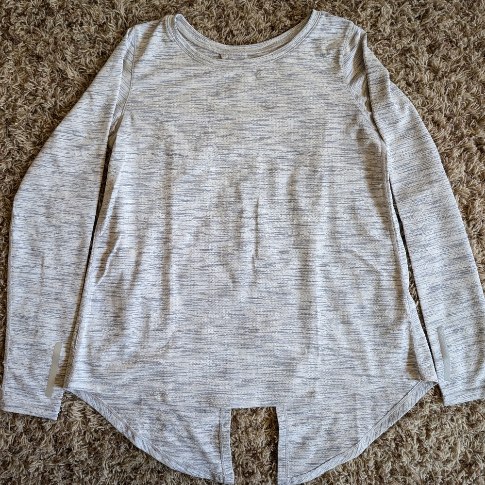 Zyia Ash Split back LS